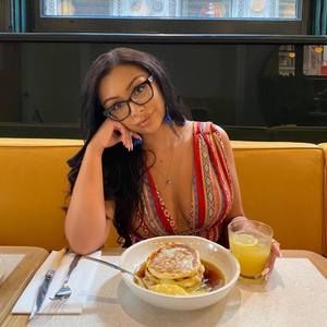 Meet your Posher, Kelsey